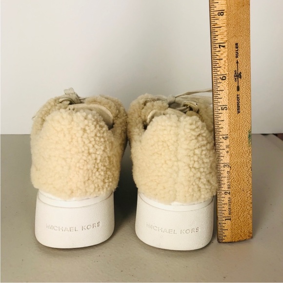 Michael Kors Women’s Ashlyn Sherpa Platform Sneakers Sz 7.5 - Picture 5 of 6